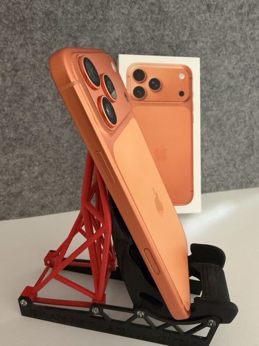 Iphone 17 Pro Max 256GB Cosmic  Orange (Aceito retomas)