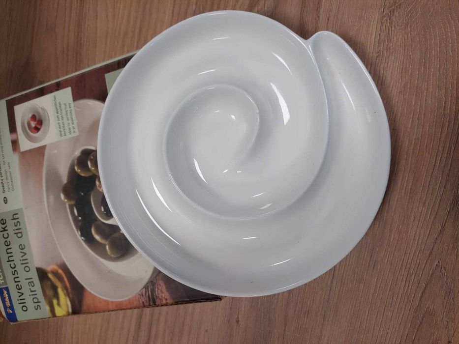 Biała miseczka ceramiczna