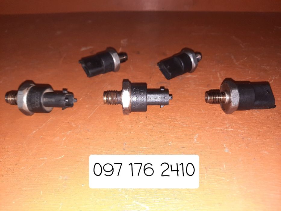 Датчик давления топлива 0281002522 Bosch Renault Master Trafic Vivaro