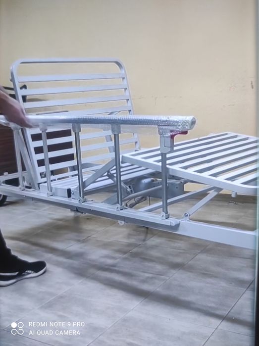 Медицинская кровать для инвалидов и лежачих больных