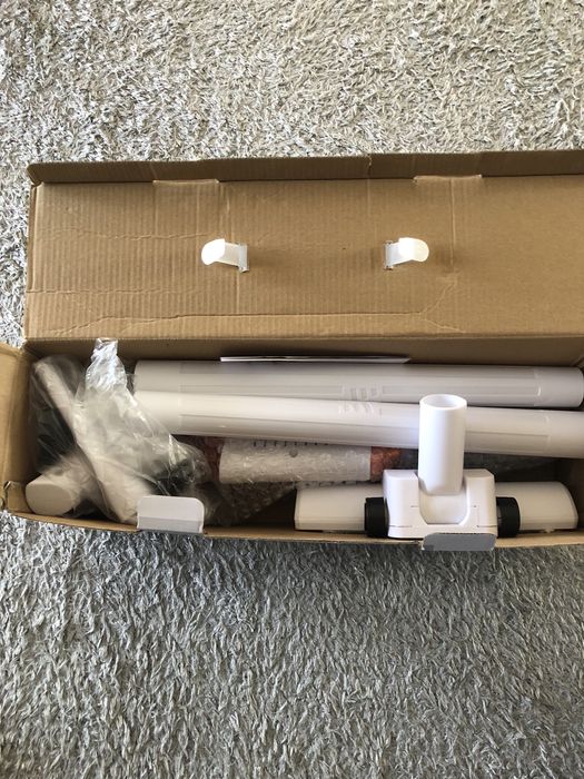 Aspirador vertical sem fio novo