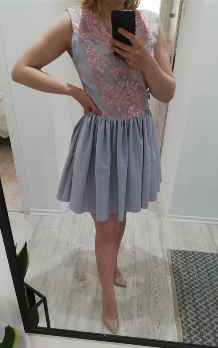 Sukienka koronka rozkloszowana wesele