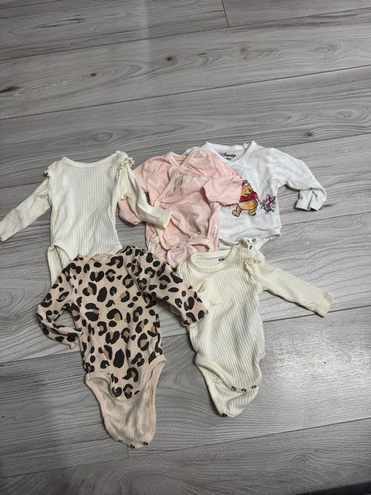 Ubranka dla dziewczynki 62