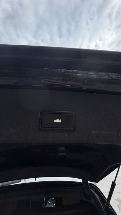 Продам Audi Q5 2012
