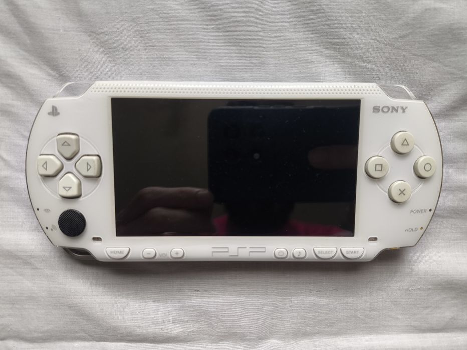 PlayStation Portable (PSP 1000) Branca + Extras
