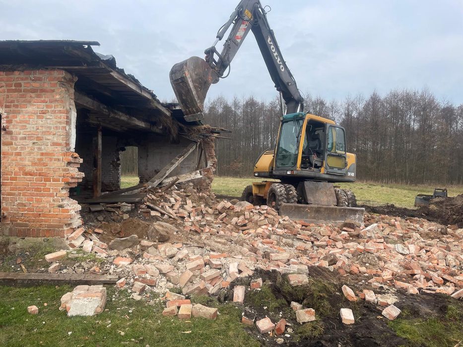 Usługi Koparką obrotową,  koparko-ładowarką, minikoparką, transport