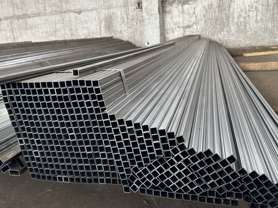 Труба профільна / профильная 15х15х1,2 - 120х120х4,0 метрами / тонами