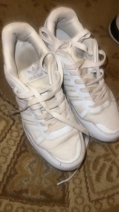 Кросівки 40 розмір