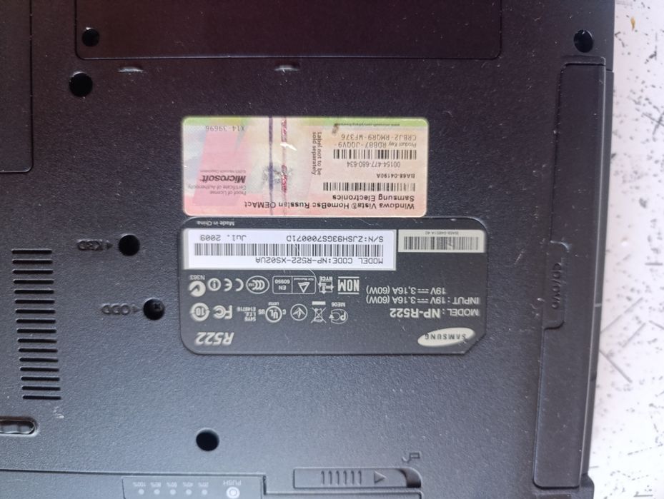 Продам ноутбук Самсунг R522