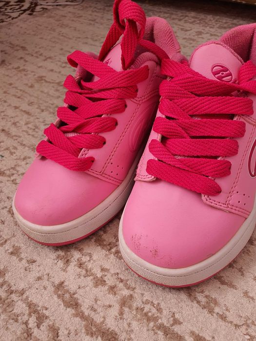 Роликові кросовки  Heelys