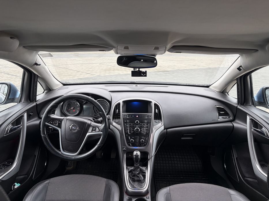 Opel Astra 1.4t LPG, SUPER STAN