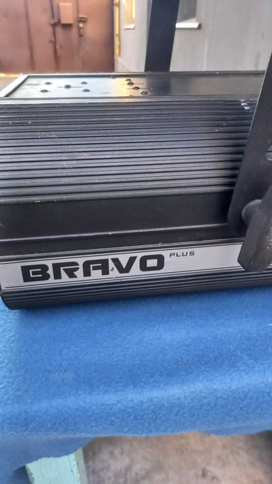 световой прибор для дискотек bravo plus