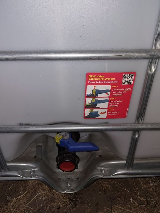 Zbiornik 1000l MAUZER,CZARNE  czyste