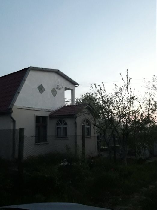 Дом- дача в Новой Дофиновке, СК Сахарник. с  документами, под ключ