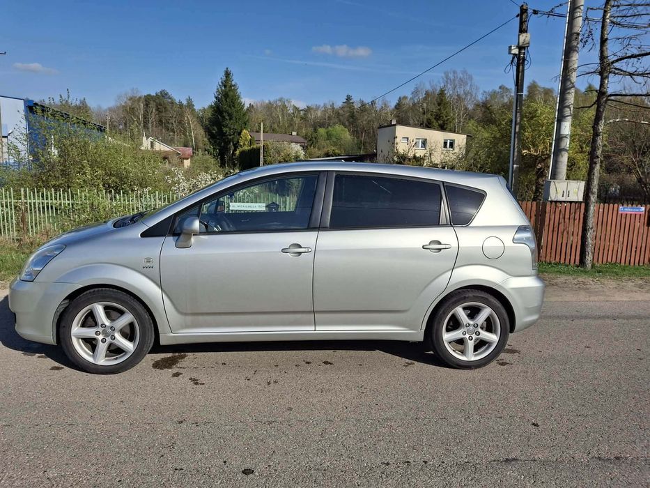 Toyota Corolla Verso stan bardzo dobry  zadbany garażowany