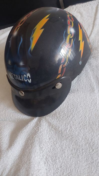 2 Capacetes de moto