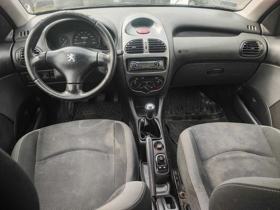 OKAZJA  Peugeot 206 1.4 bezyna