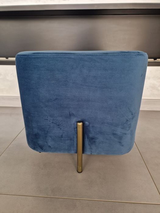 Pufa granatowa 42x42