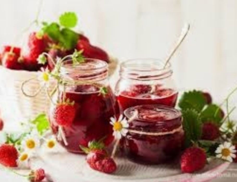 Великий вибір домашньої консервації