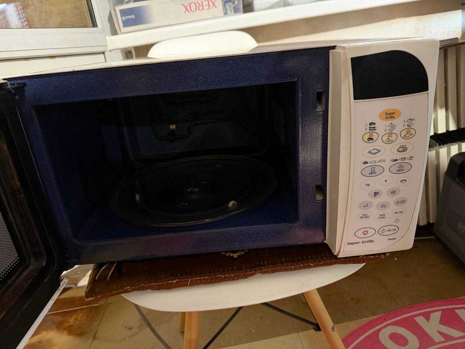 СВЧ микроволновка Samsung PG83R