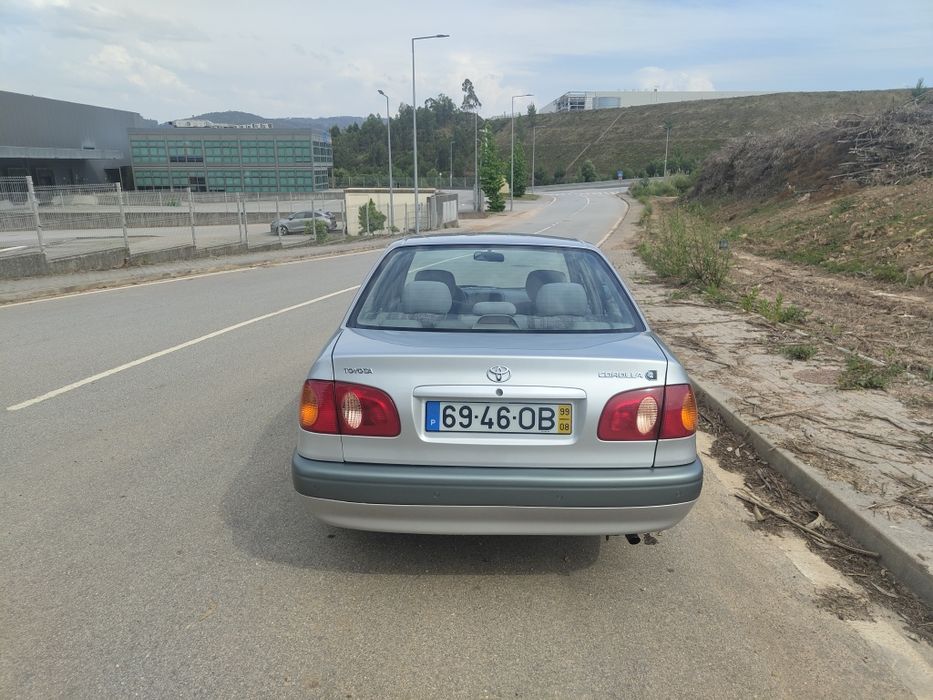 Toyota Corolla 1.3 VVTI