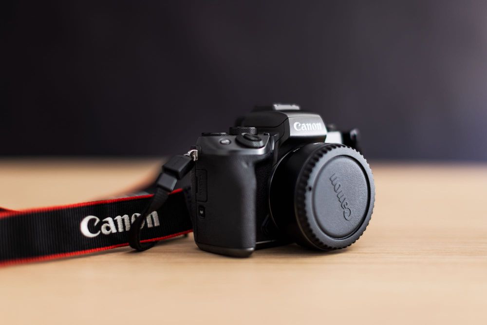 Canon Eos M5 lente 15-55 e adaptador para lentes EF