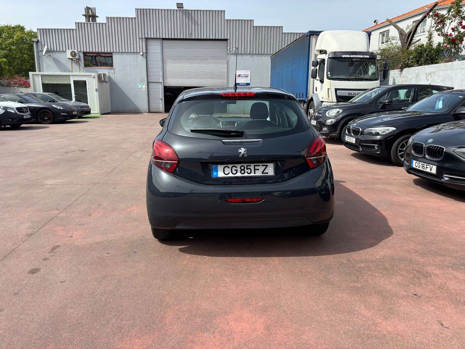 Peugeot 208 PureTech 68 Active foto 4
