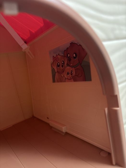 Piesek interaktywny z domkiem