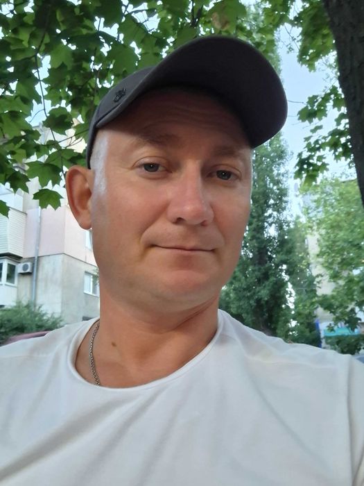 Тренер тренажерного залу з індивідуальними заняттями