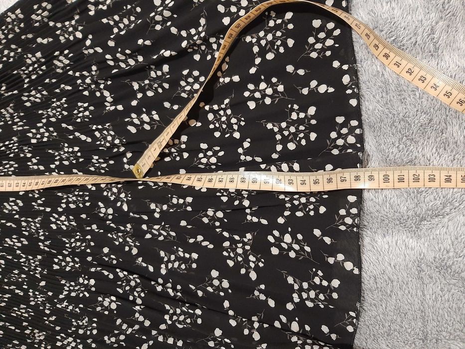 Sukienka  rozm S. Salko