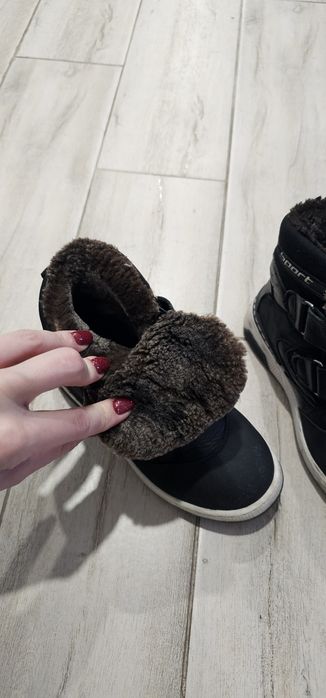 Тёплые,качественные ,детские зимние ботинки