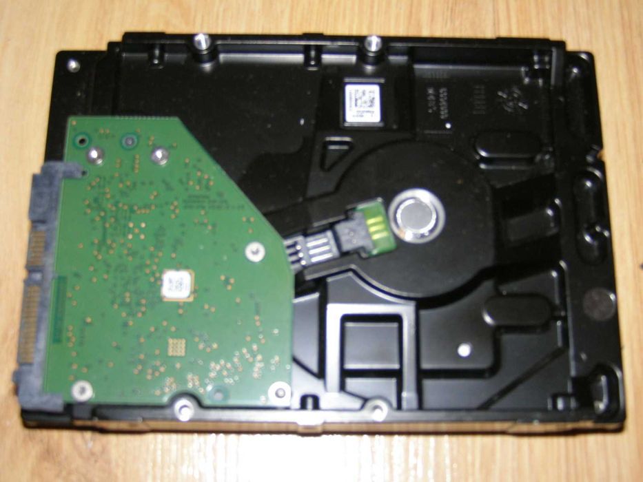 Dysk HDD Seagate SkyHawk Lite 1TB (uszkodzony)