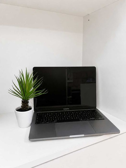 Apple MacBook Pro 2020 13" Intel Core i5 16GB 500GB SSD – Usado | Garantia