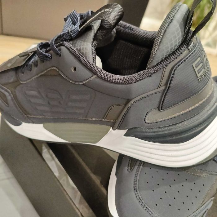 Emporio Armani Sneakersy NOWE rozmiar 42