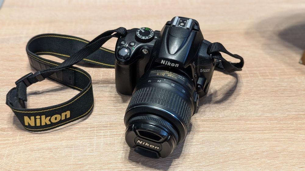 Фотоапарат  Nikon D5000 (набір)