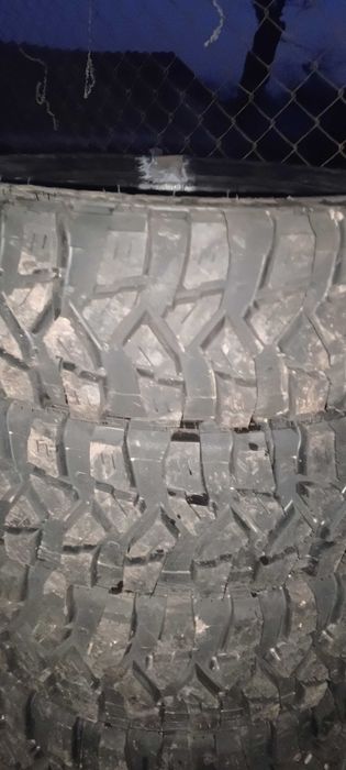 Продам болотні шини Colin's Breaker 215\65\R16