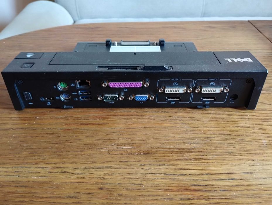 Laptop DELL Intel i5 2.90GHz 16 GB RAM + stacja dokująca + router bezp