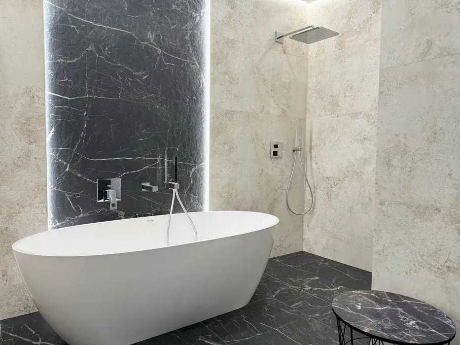 Пропонується до продажу простора 4-кімнатна квартира