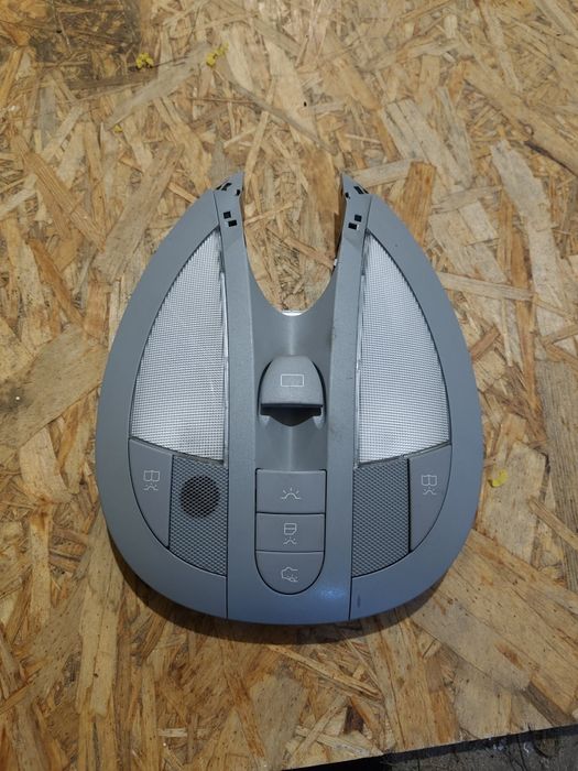 Lampa podsufitki mercedes w211