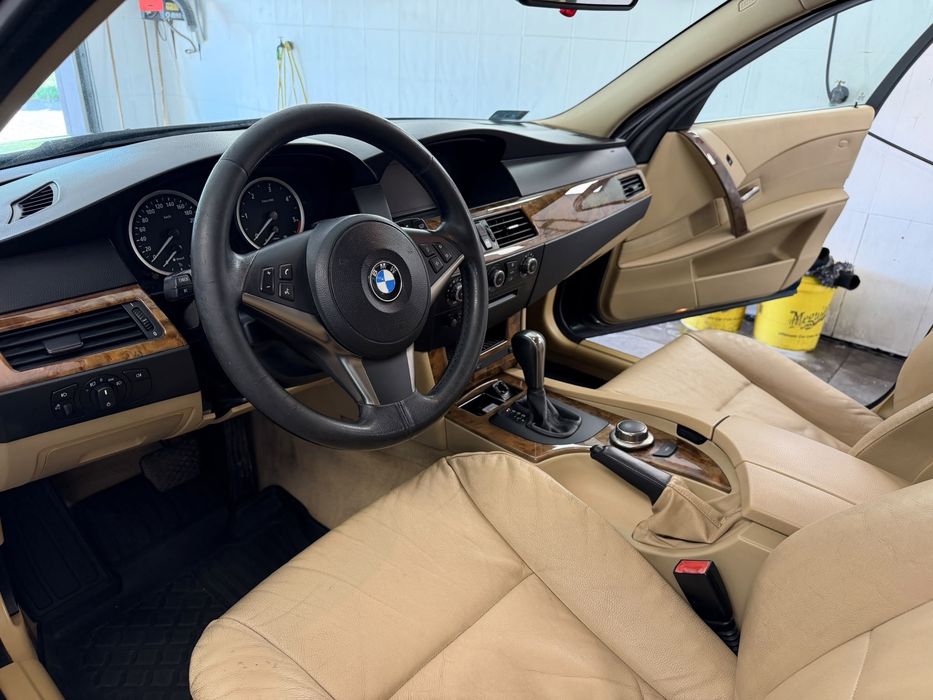 BMW E60 2006, Diesel, Automat, Servotronic,  dwa komplety kół