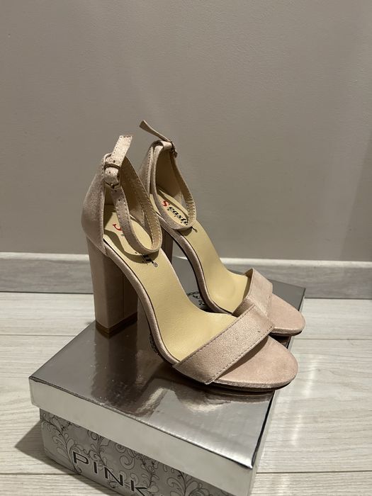Buty na obcasie r 39 dl.wkl. 23,5-24 cm nowe