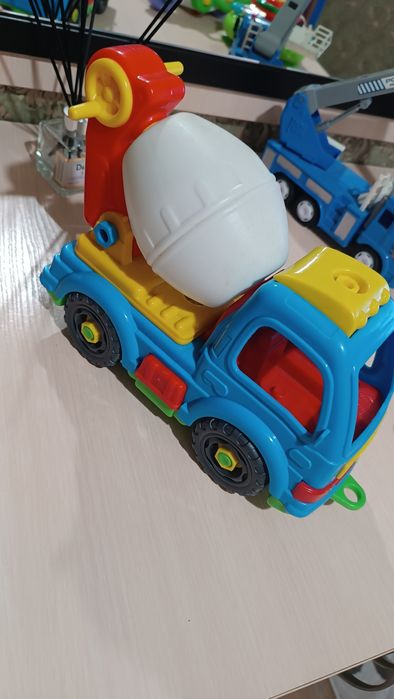 Іграшки дитячі, техніка для хлопчика.