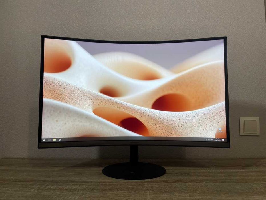Вигнутий монітор Samsung 27” | Full HD / 75Hz