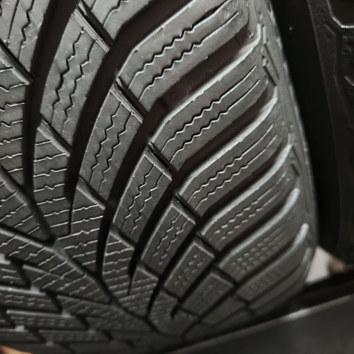 225/50/17 XL Continental Winter z 2024 roku