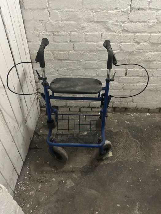 Chodzik dla seniora.