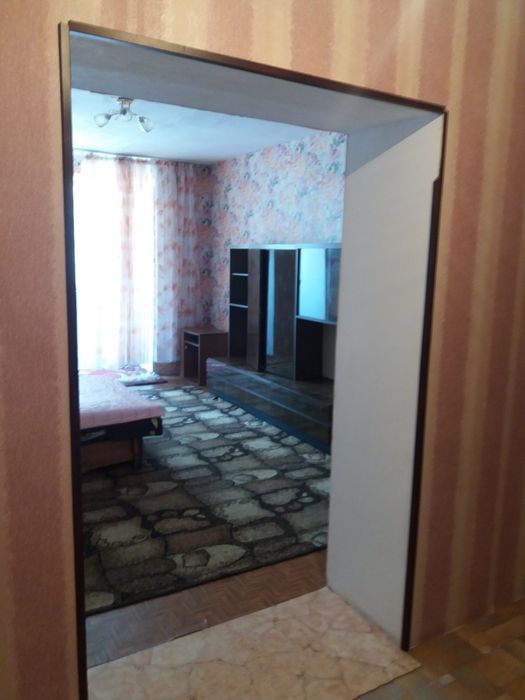 подобово 5 спальних місць Київ .метро Вокзальна