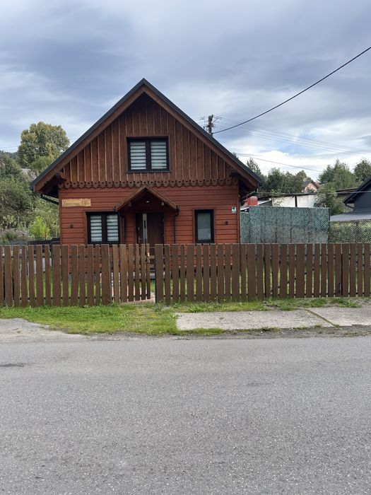 Całoroczny dom jednorodzinny.