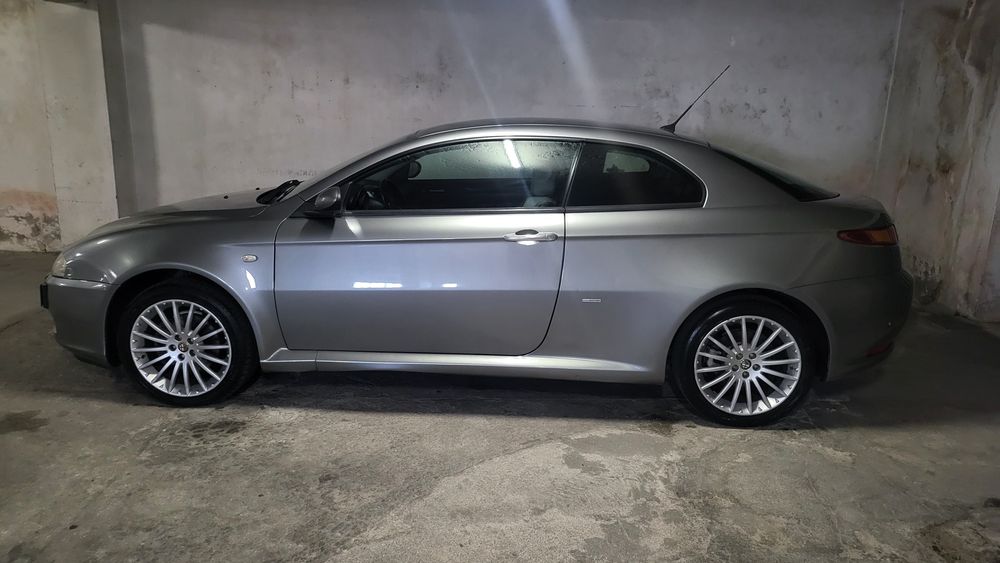 Alfa Romeo GT 1.9 Jtd - único dono, comprado novo por mim