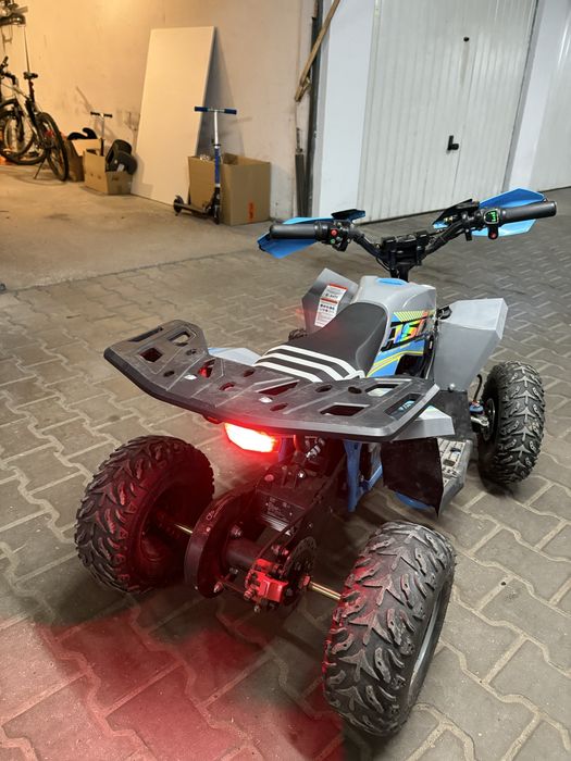 Asix E-M11 1200W Quad elektryczny