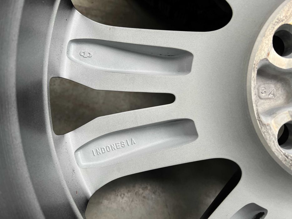 Koła felgi Lexus RX IV 450H 8J ET51 20''